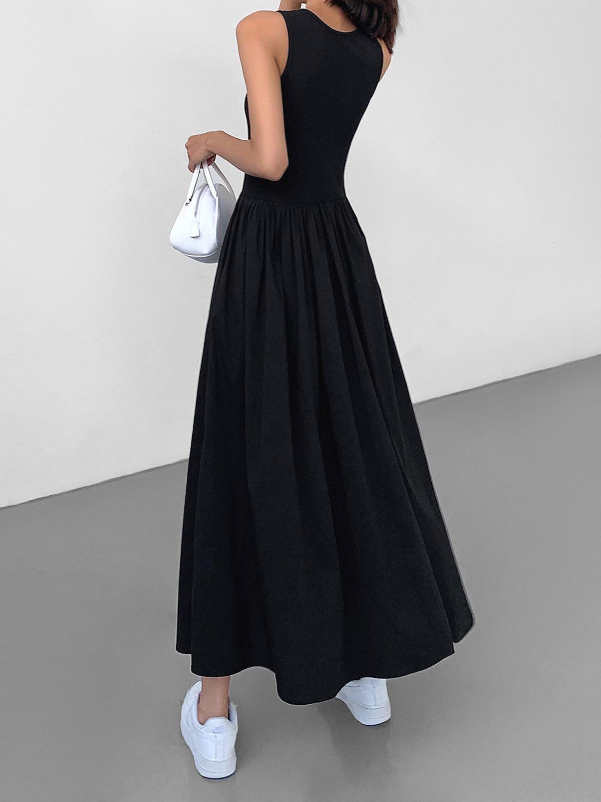 Women’s Crew Neck Maxi Dress